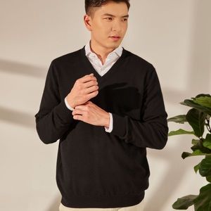 Karako collection v-neck sweater